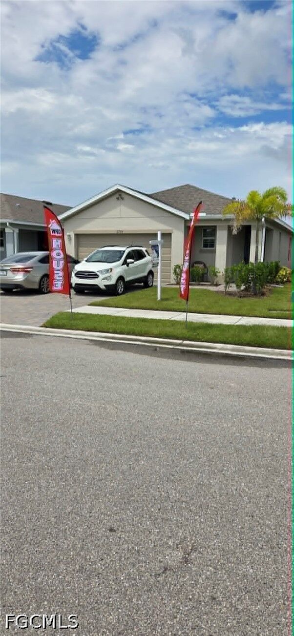 Property Photo: 2793 Star Coral Drive FL 33903