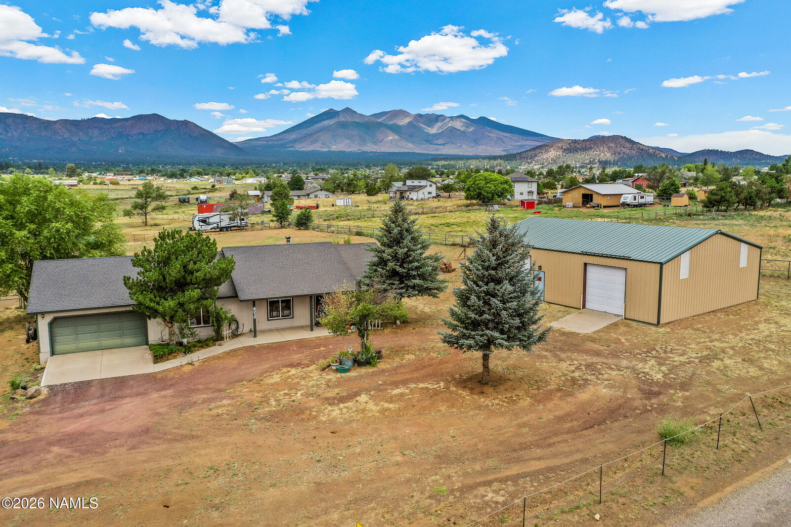 Property Photo: 8030 April Drive AZ 86004