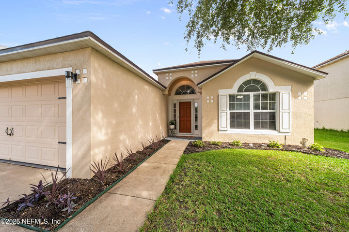 Property Photo: 76170 Long Leaf Loop FL 32097