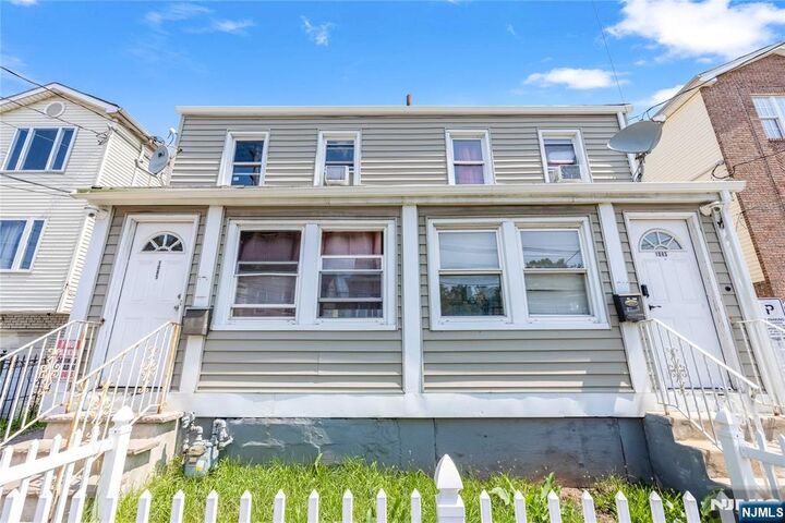Property Photo:  1083-1085 Magnolia Avenue  NJ 07201 
