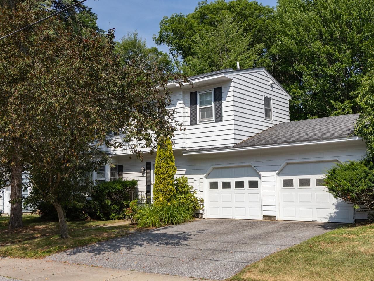 Property Photo: 192 Killarney Drive VT 05408