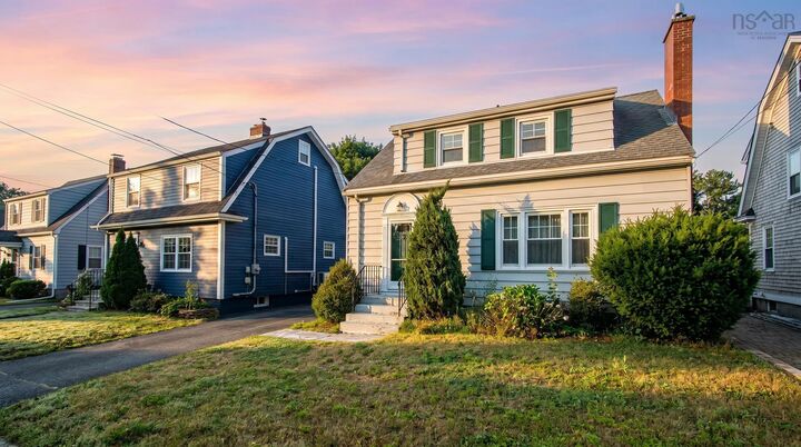 Property Photo: 2575 Connaught Avenue NS B3L 2Z5