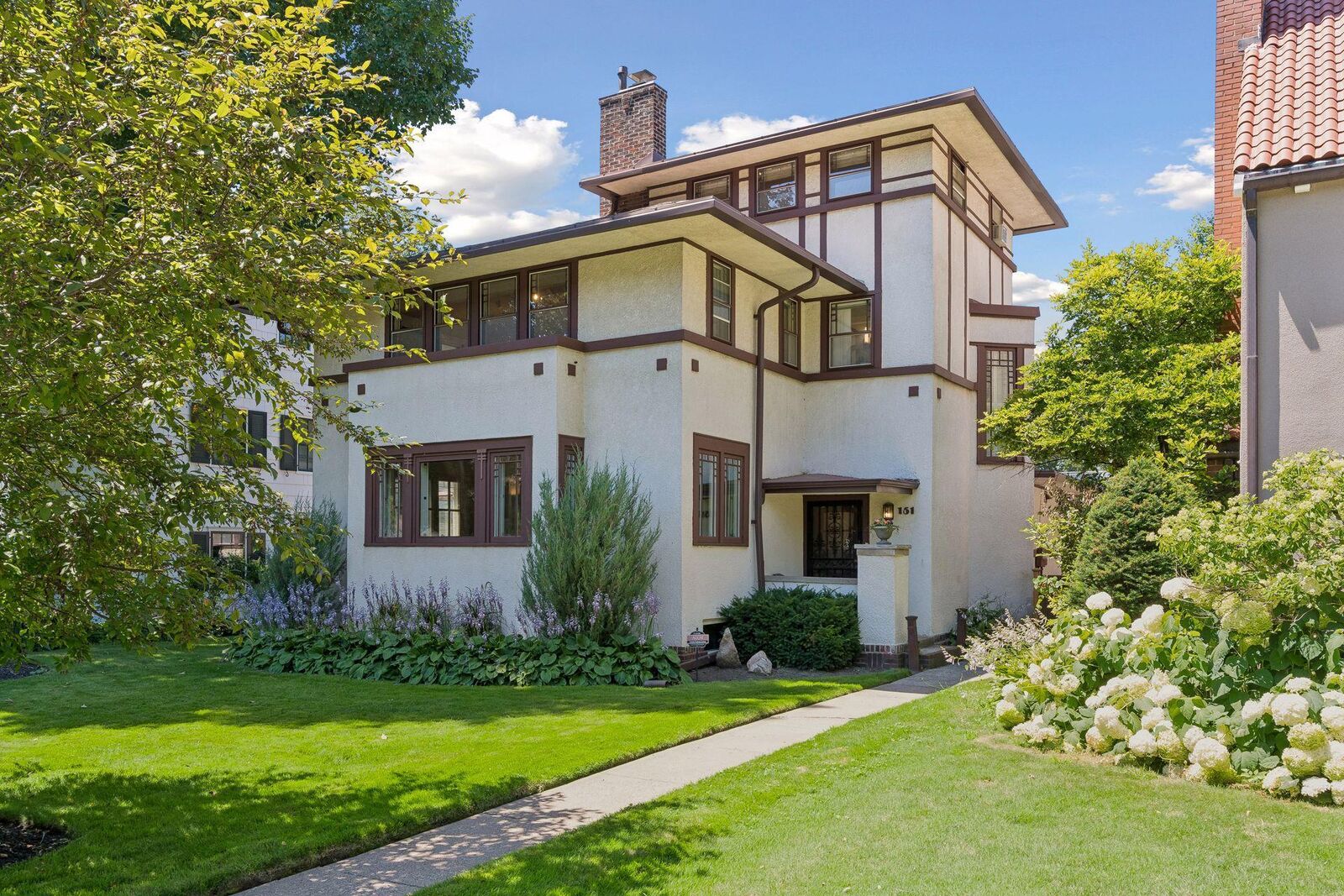 Property Photo:  151 Woodlawn Avenue  MN 55105 