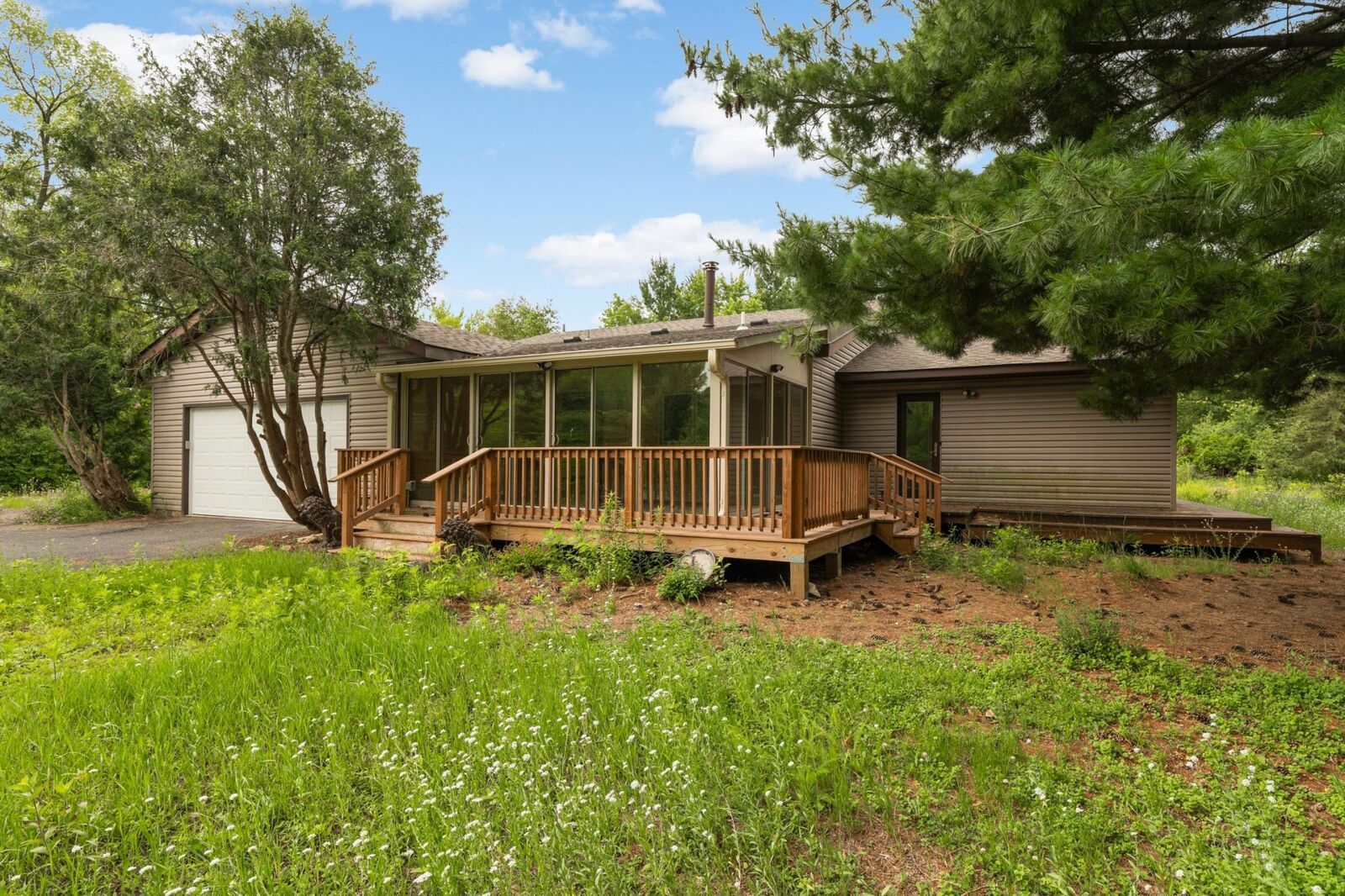 Property Photo:  9785 Alaureate Court  MN 55077 