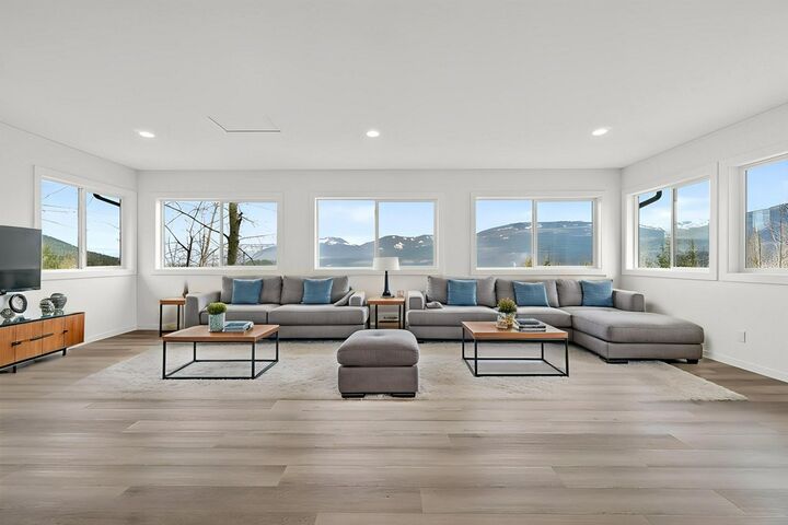 Property Photo: 5058 Heritage Drive BC V0E 1T0