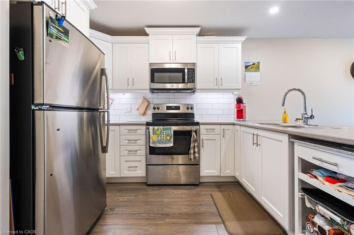 Property Photo: