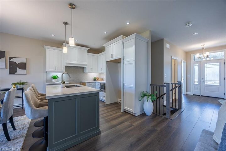 Property Photo: 375 Argyle Avenue ON N4B 0B2