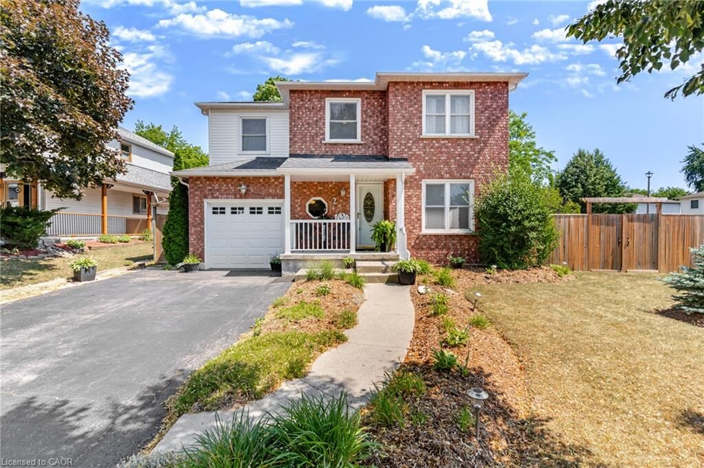 Property Photo: 2 Broom Street ON N0B 1E0