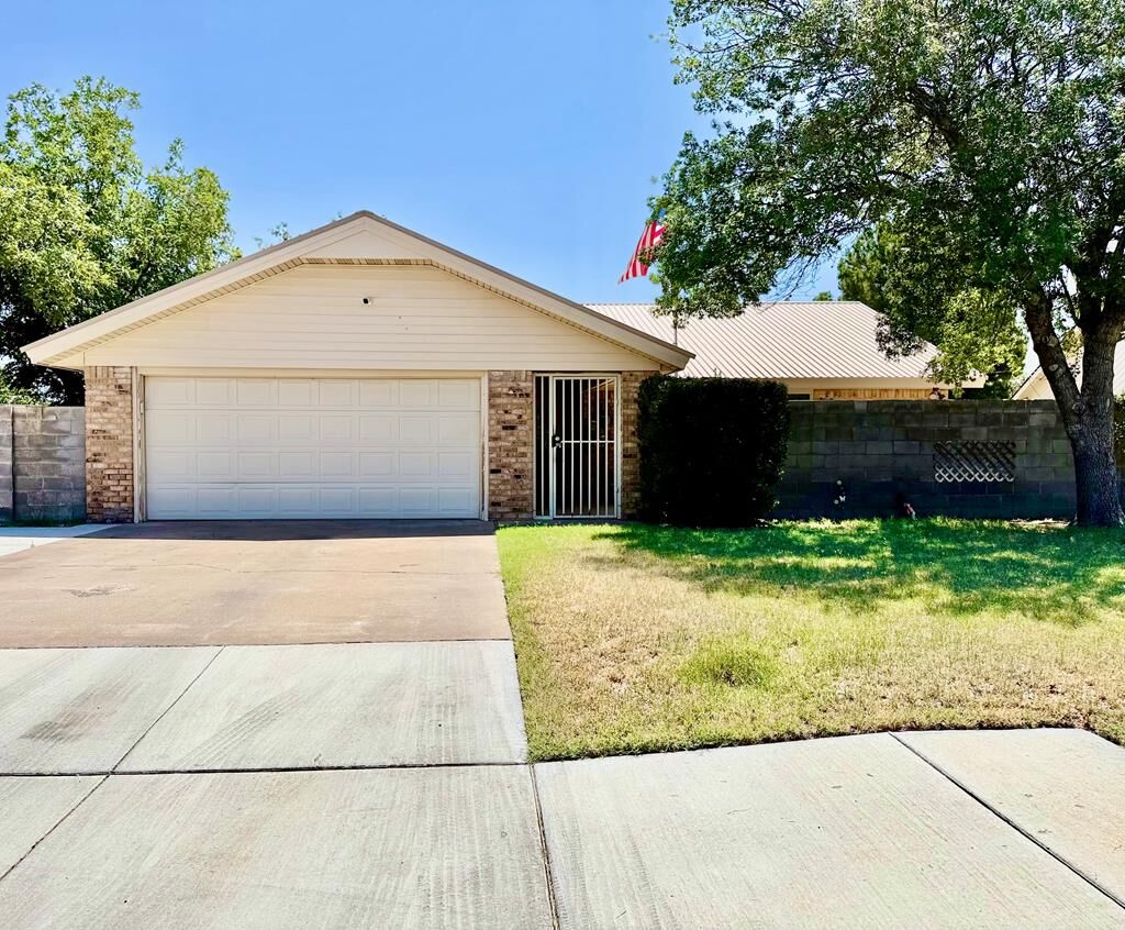 Property Photo:  1400 McDonald St  TX 79703 