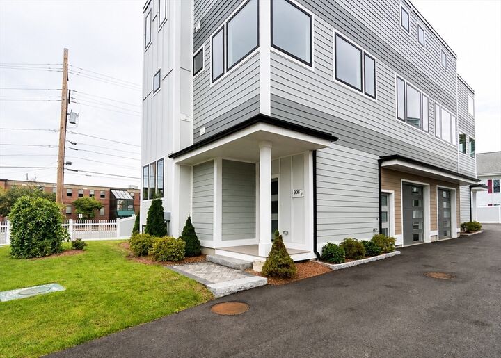 Property Photo:  308 Newton Street 1  MA 02453 