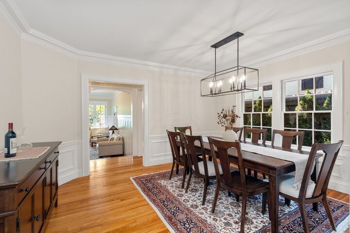 Property Photo: 601 Walnut St MA 02460