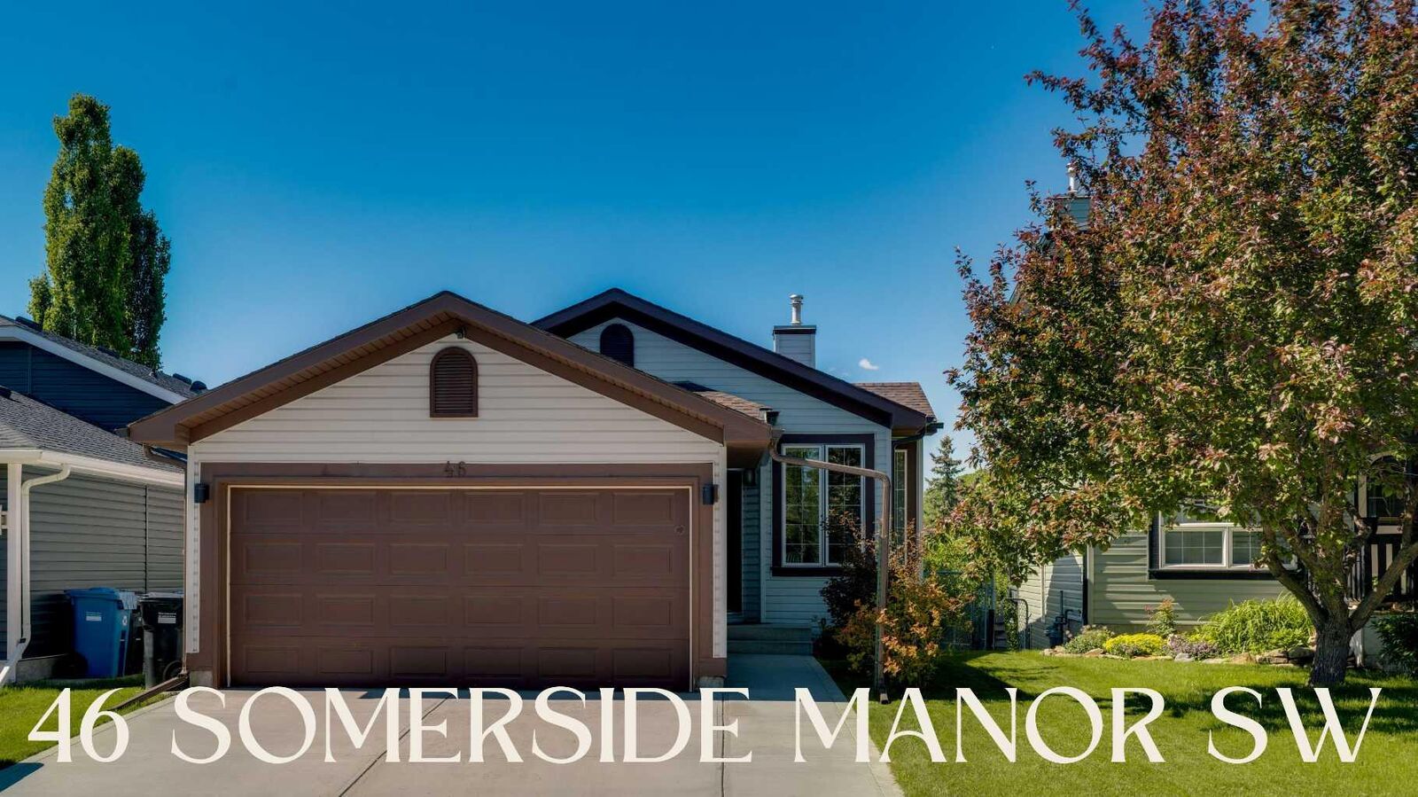 Property Photo: 46 Somerside Manor SW AB T2Y 3G4