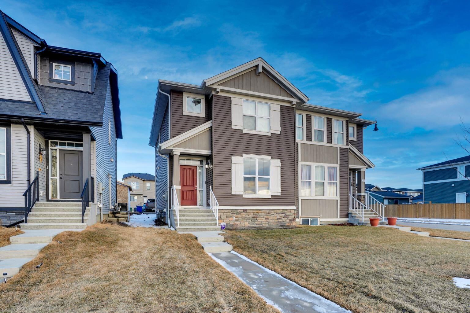 Property Photo: 324 Dawson Drive AB T1X 2A2