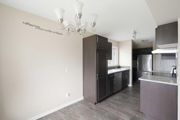Property Photo: 118 Dovertree Place SE AB T2B 2K3