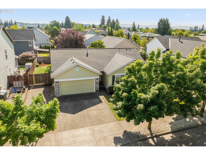 Property Photo: 1172 S Sycamore St OR 97013