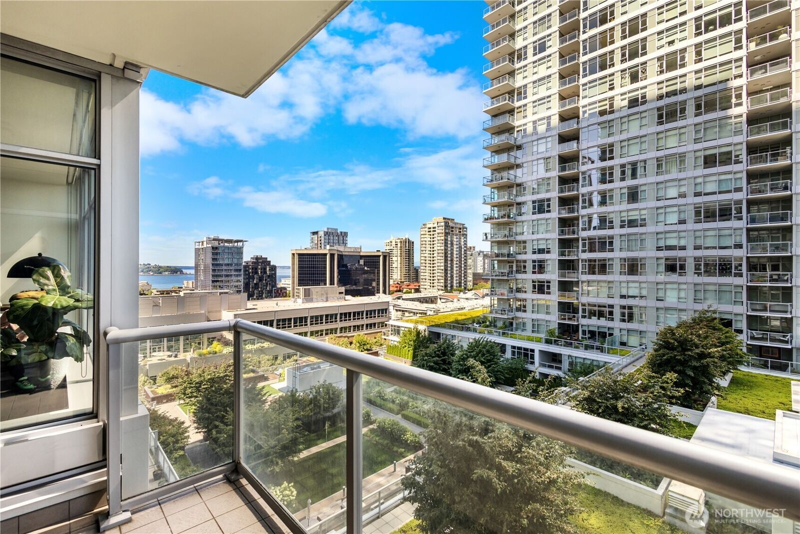 Property Photo: 588 Bell Street 1201S WA 98121