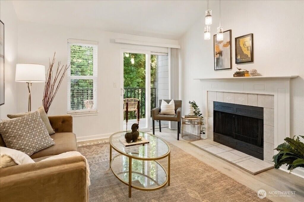 Property Photo:  11114 NE 125th Lane G326  WA 98034 