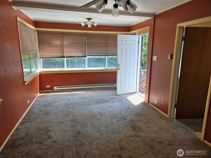 Property Photo: 318 E Schley Street WA 98520