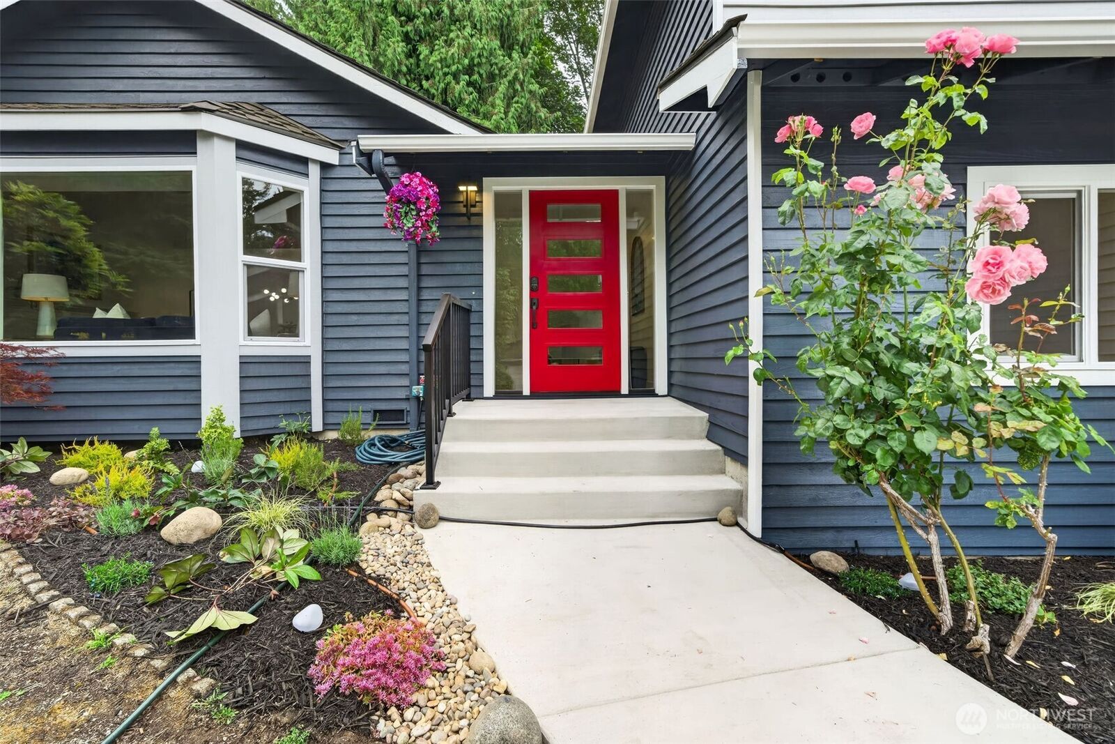 Property Photo:  4211  210th Place NE  WA 98074 