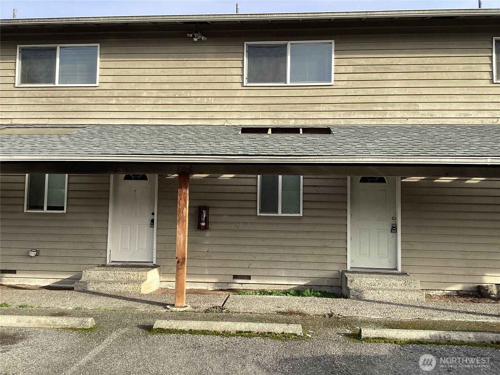 Property Photo:  12429  1st Avenue W 2  WA 98204 
