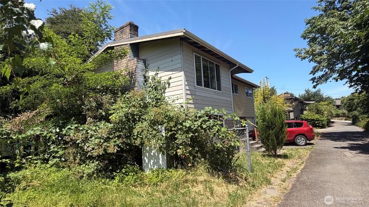 Property Photo: 3331 A S Morgan Street WA 98118