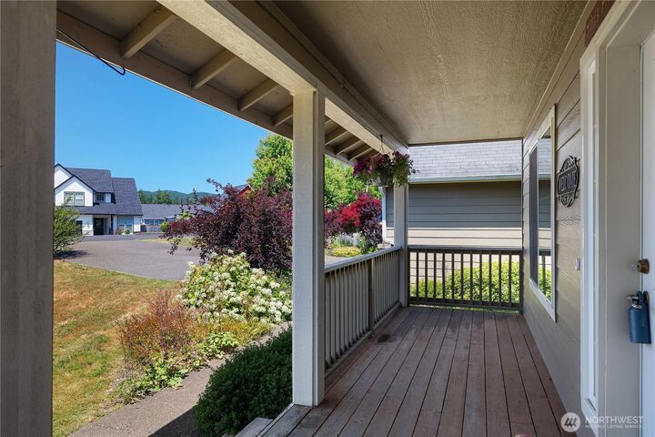 Property Photo:  119  Summit Loop  WA 98557 