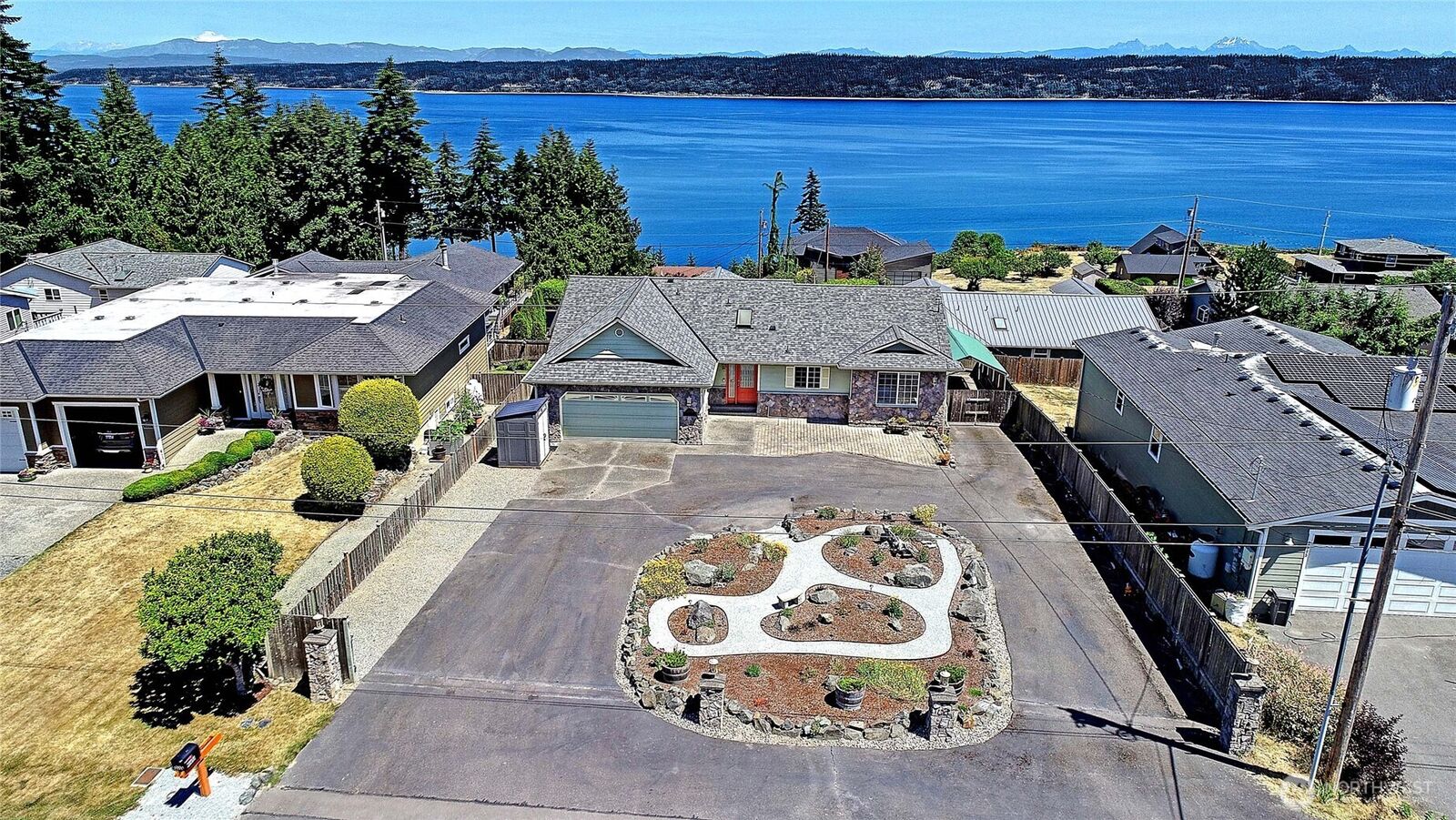 Property Photo:  2891  Viewmont Place  WA 98282 