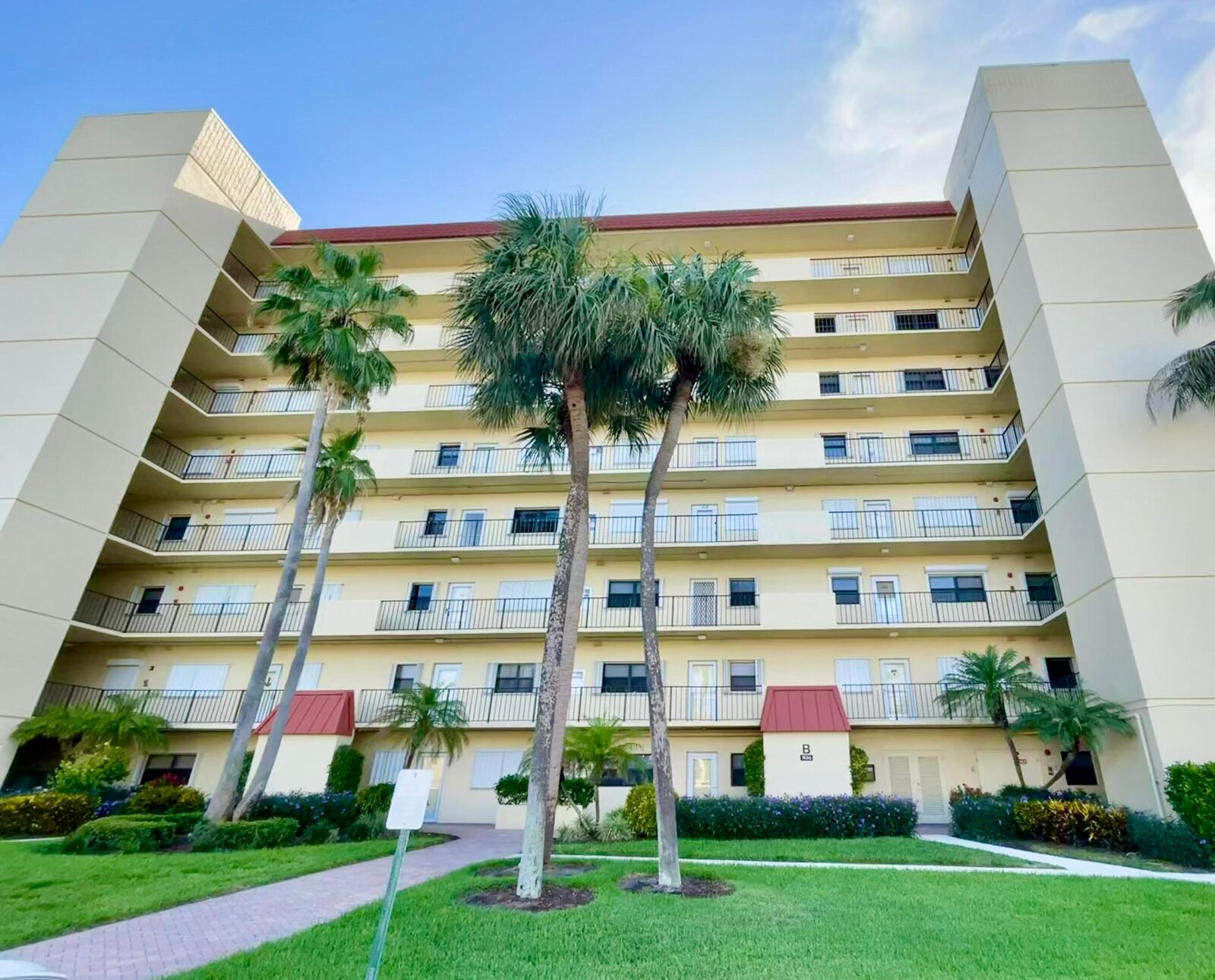 Property Photo:  7430 S Ocean Drive 219  FL 34957 