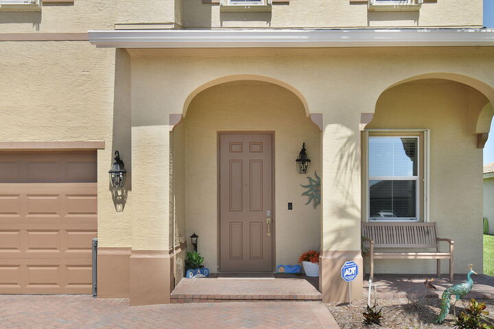 Property Photo: 840 Gairloch Lane FL 34947