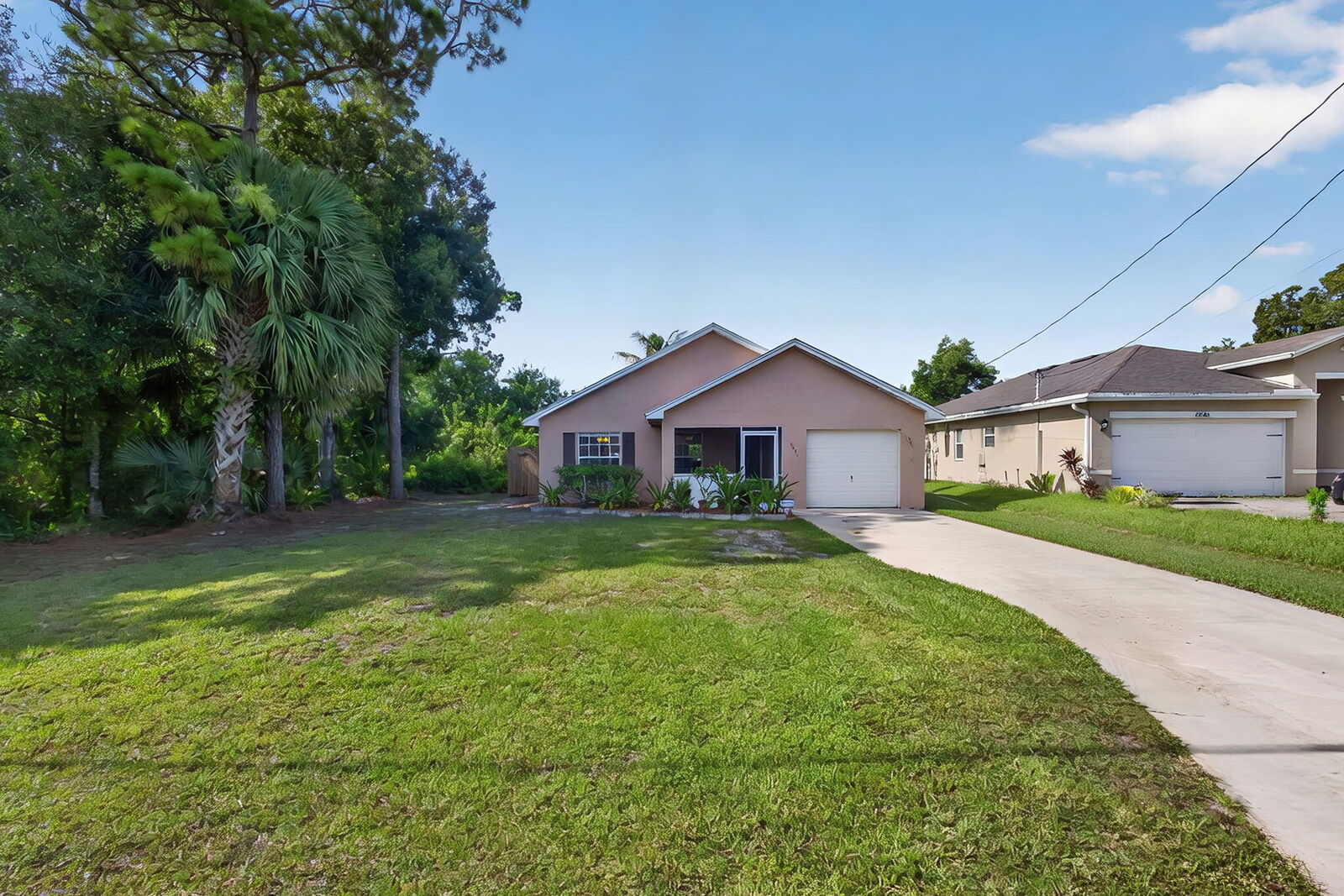 Property Photo:  6934 Palm Garden Street  FL 33458 