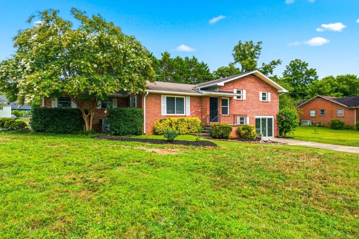 Property Photo: 303 Scott Street TN 37303