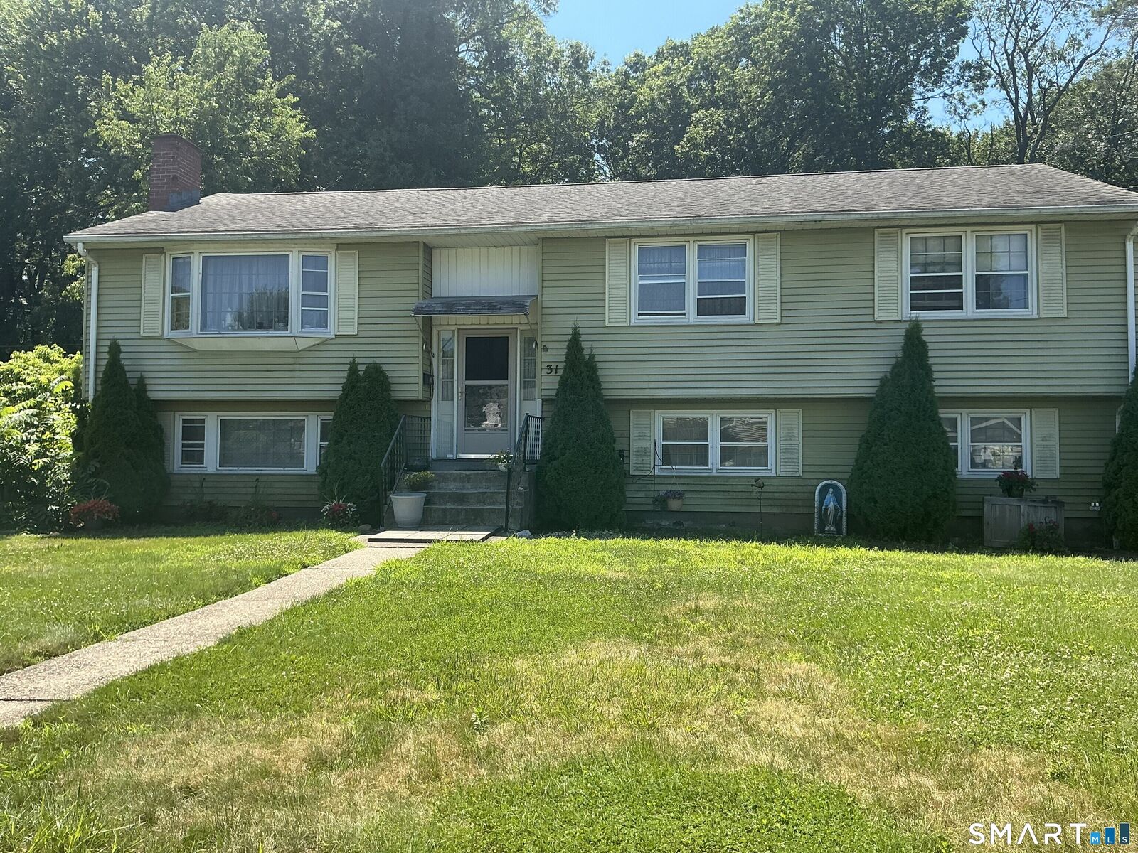 Property Photo:  31 Juniper Street  CT 06111 