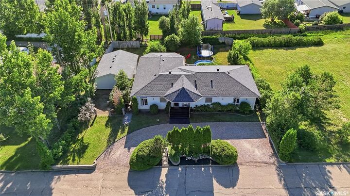 Property Photo:  308 3rd Street W  SK S0L 0P0 