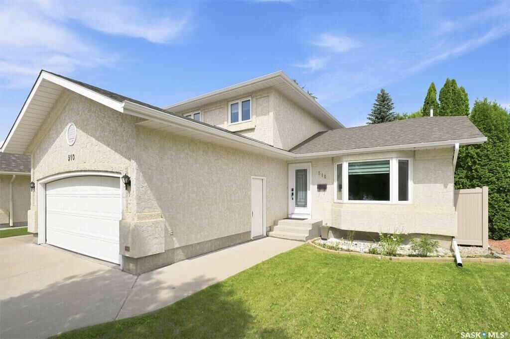 Property Photo: 510 Steiger Way SK S7N 4K2