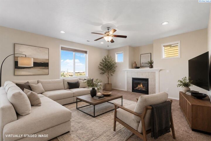Property Photo:  2660 Sandpiper Loop  WA 99354 