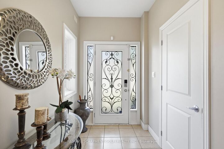 Property Photo:  471 Old Mud Street  ON L8J 0C7 