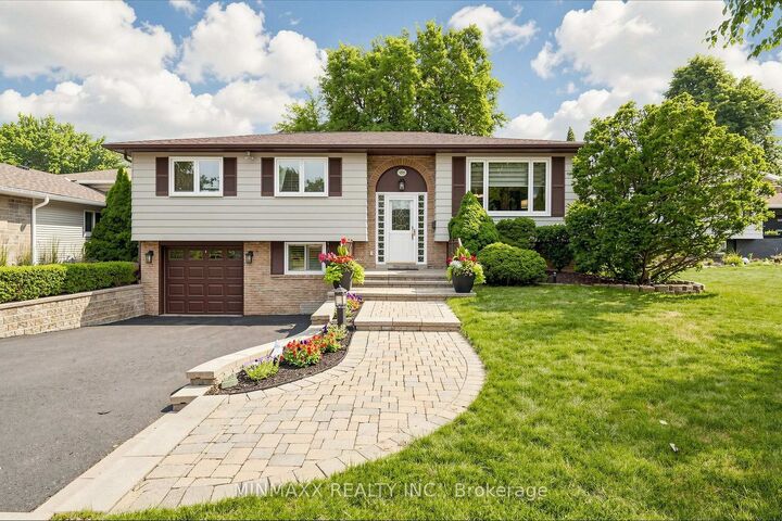 Photo de la propriété: 588 Strathcona Court ON L9T 3B5