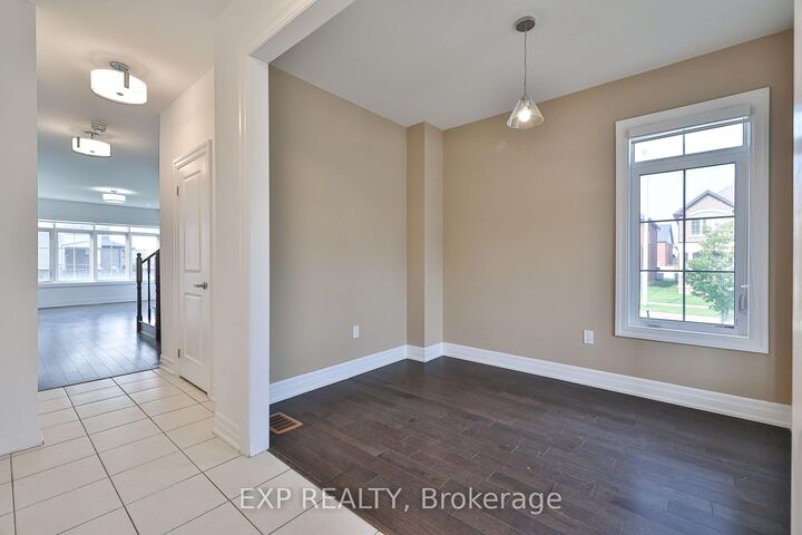 Property Photo:  1487 Farrow Cres Crescent  ON L9S 0L6 