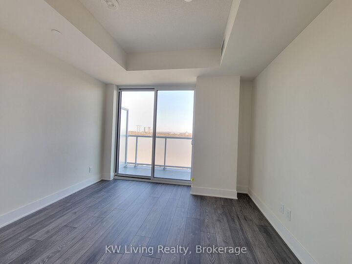 Property Photo: 188 Fairview Mall Drive 1105 ON M2J 0H7
