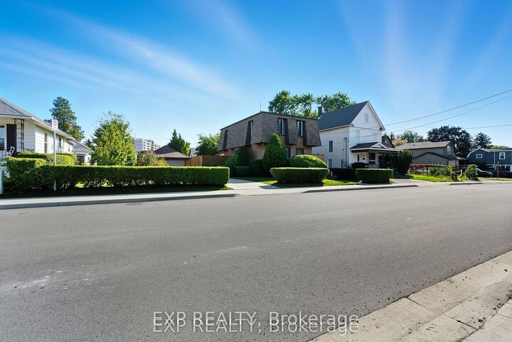 Property Photo:  5904 Prospect Street  ON L2G 1G8 