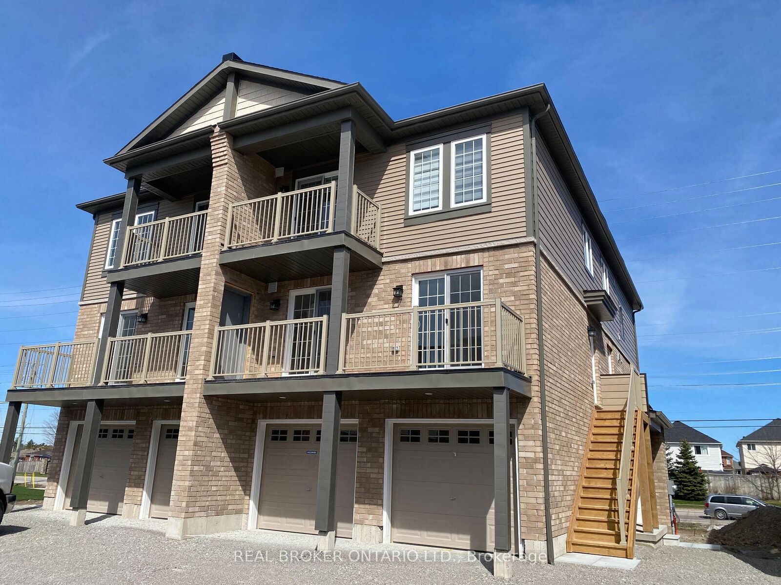 Property Photo: 31A Pumpkin Corner Crescent ON L9J 0T5