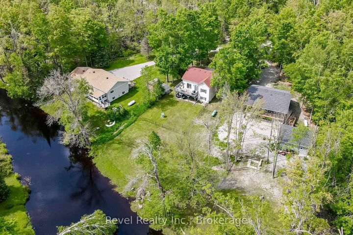 Property Photo:  15 Fire Route 92 N/A  ON K0M 1A0 