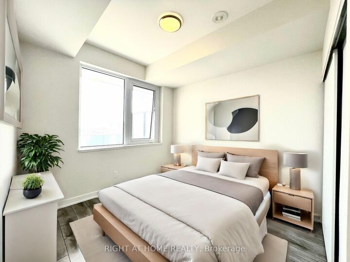 Property Photo: 15 Ellerslie Avenue 2301 ON M2N 0L7