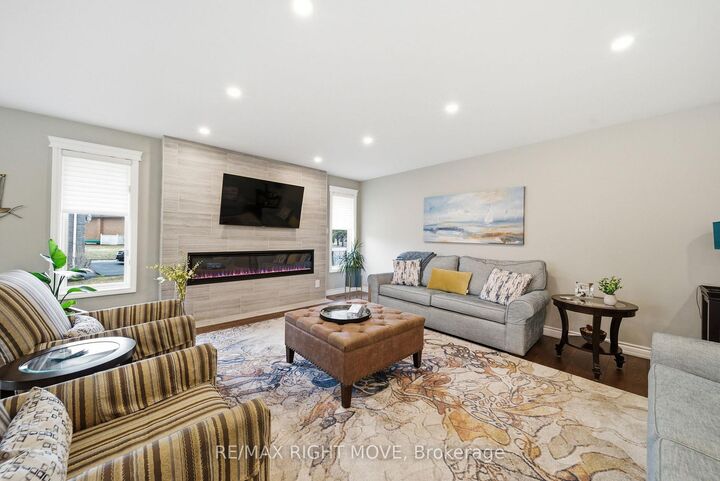 2 Lavender Court — photo 1