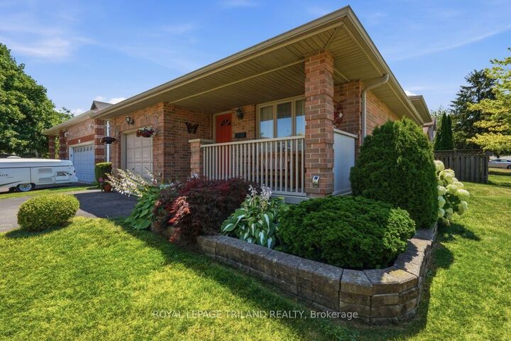 Property Photo:  34 Gerald Crescent  ON N5Z 5A4 