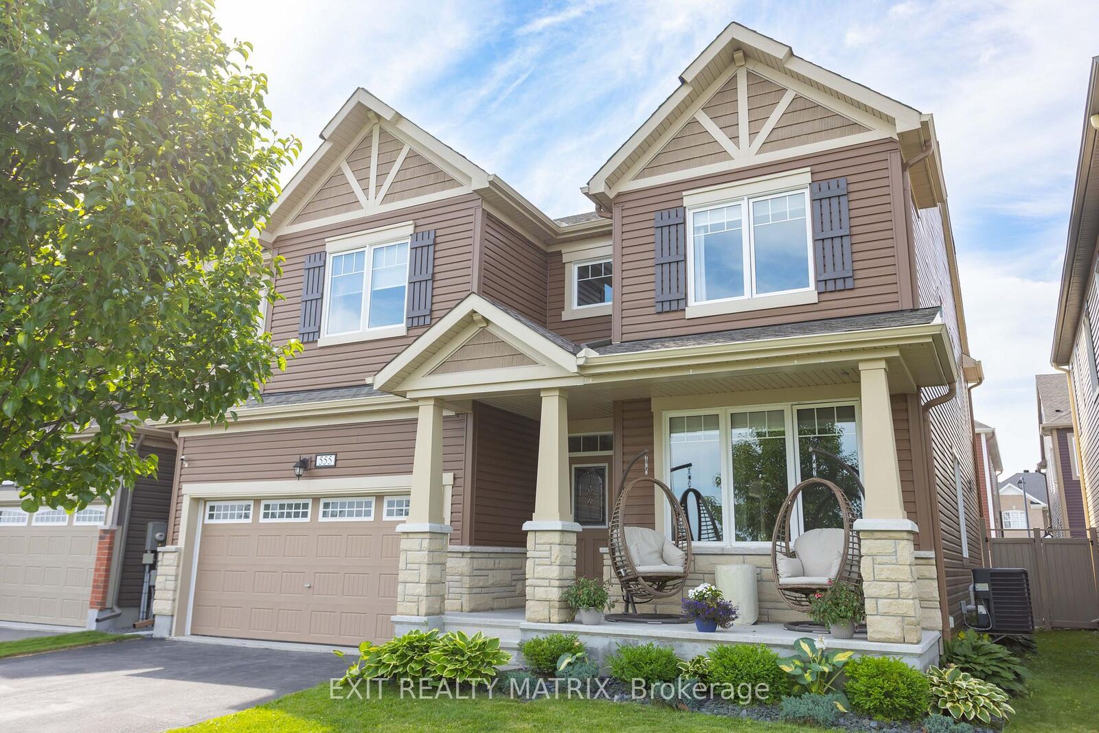 Property Photo: 555 Arum Terrace ON K4A 1E7