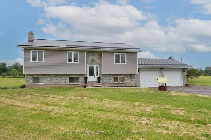 Property Photo: 3358 Scanlan Road ON K0H 1V0