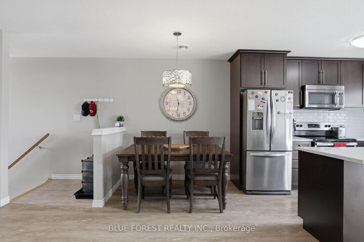 Property Photo:  3320 Meadowgate Boulevard 124  ON N6M 0A7 