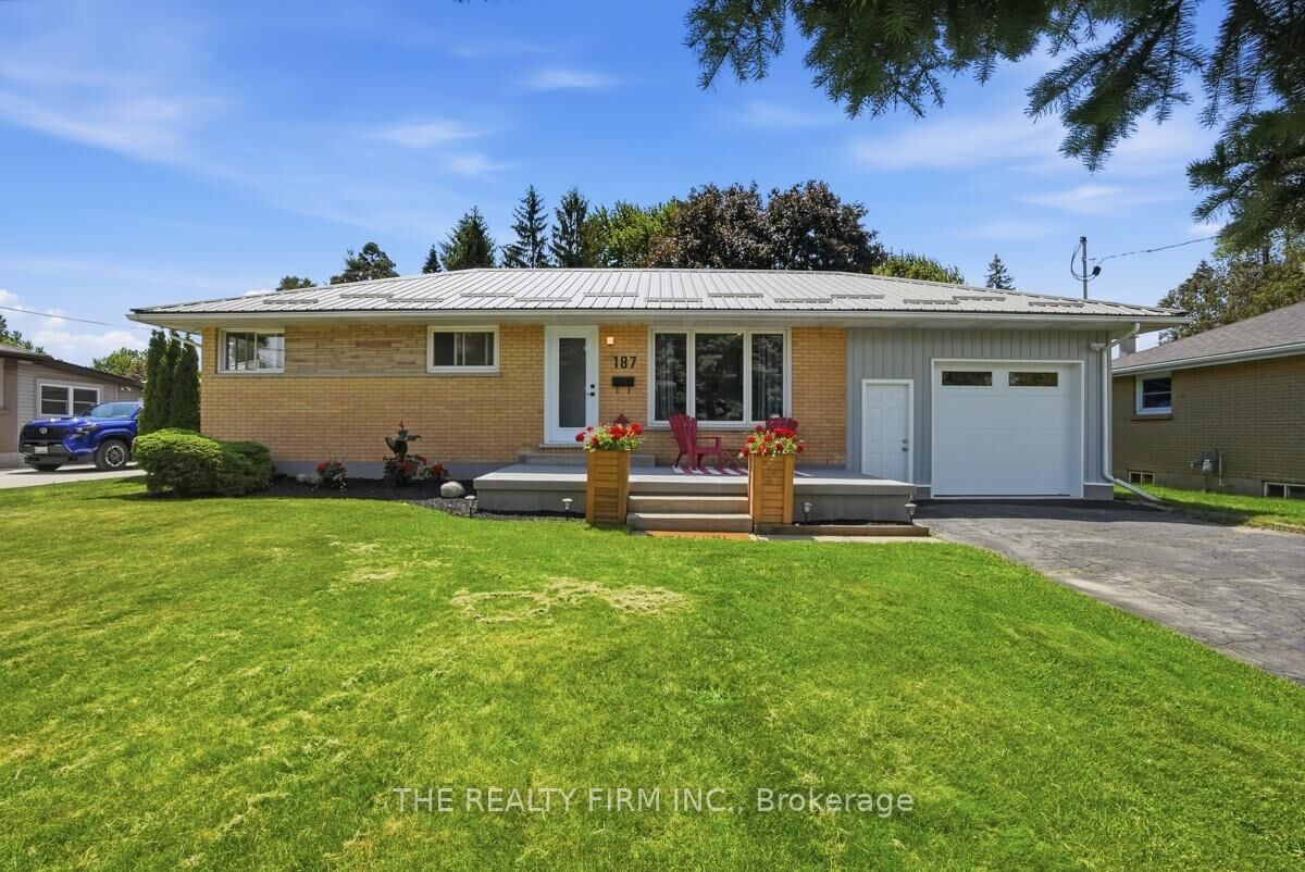 Photo de la propriété:  187 Byron Street  ON N0M 2M0 