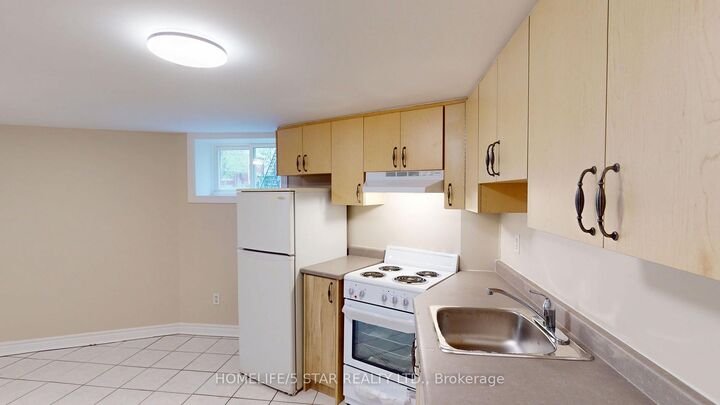 Property Photo:  79 Rosemount Avenue Apt B  ON M9N 3B5 